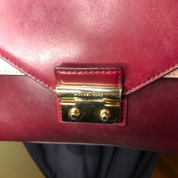Michael Kors Red and Cream Satchel with Gold Hardware - Picture 3 of 16